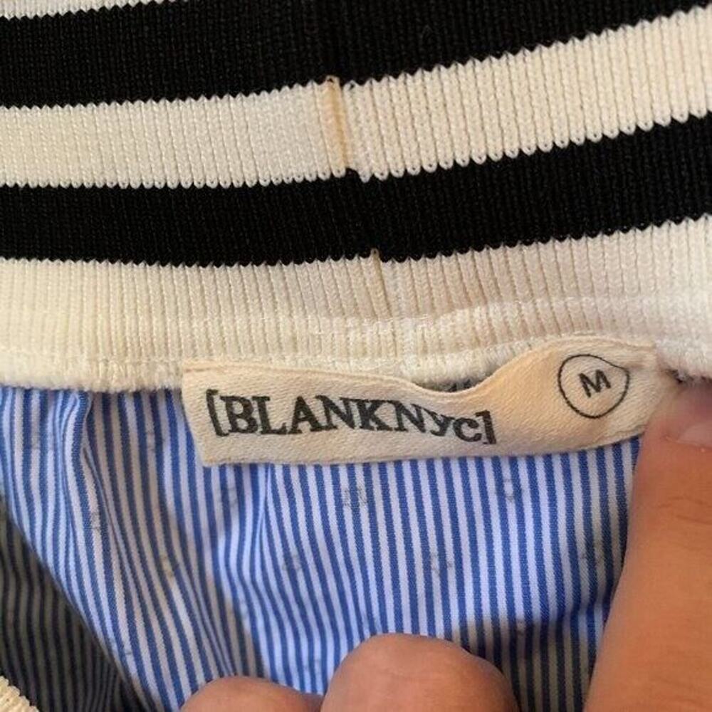 BLANK NYC Womens Size Medium Blouse Stars Stripes Off the Shoulder Lightweight - Picture 5 of 5